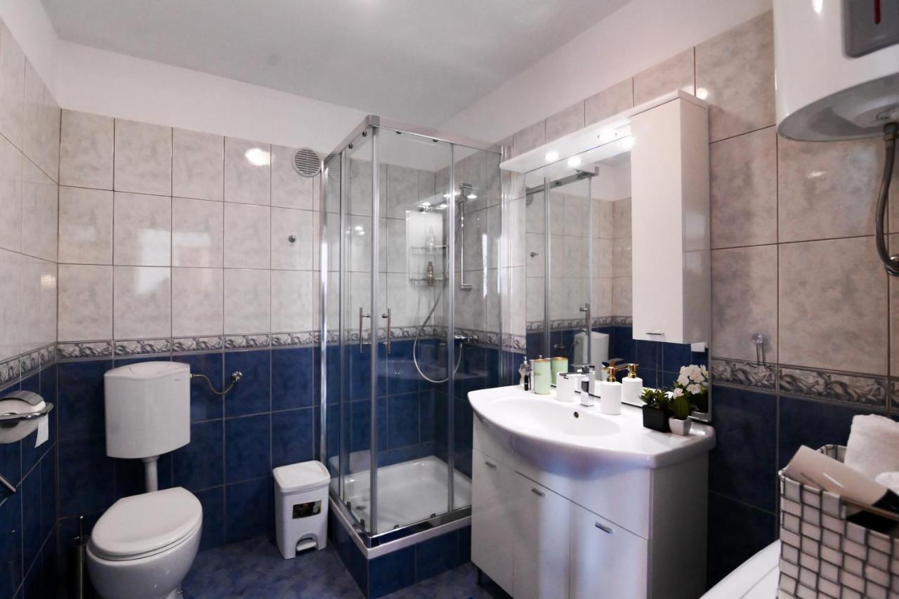 Appartement Rossy à Rijeka Extérieur photo